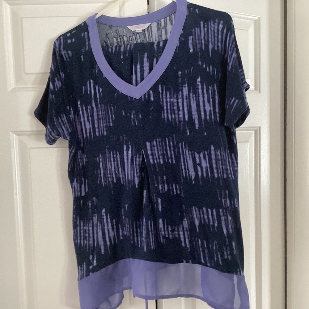 Woman’s 2 pc. Secret Treasures sleepwear Blue / lavender Size Med.